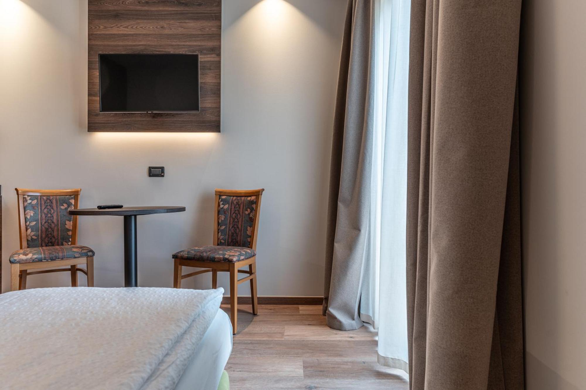 Hotel Ariston Левіко-Терме Екстер'єр фото